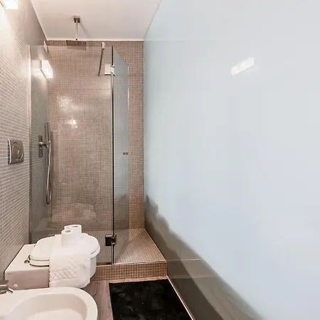 Amazing Flat In Duomo By Easylife *
