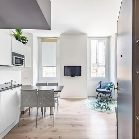 Amazing Flat In Duomo By Easylife Daire
