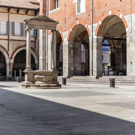 Amazing Flat In Duomo By Easylife Milano